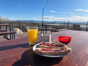 Desayuno a la carta incluido todos los días 