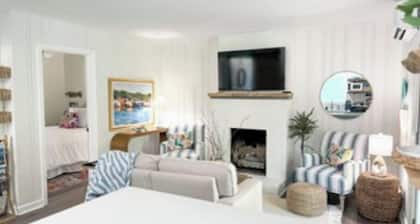 “Birchwood” is a Charming 2 bedroom Cottage located at The Va Dare & sleeps 4!!