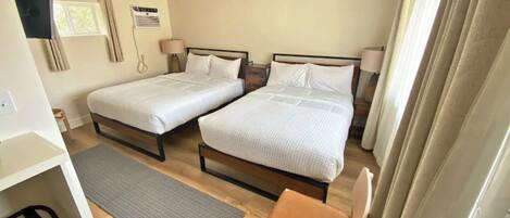 Double Room, Private Bathroom