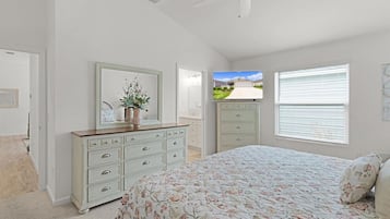 2 chambres, bureau, accès au Wi-Fi (inclus), literie fournie