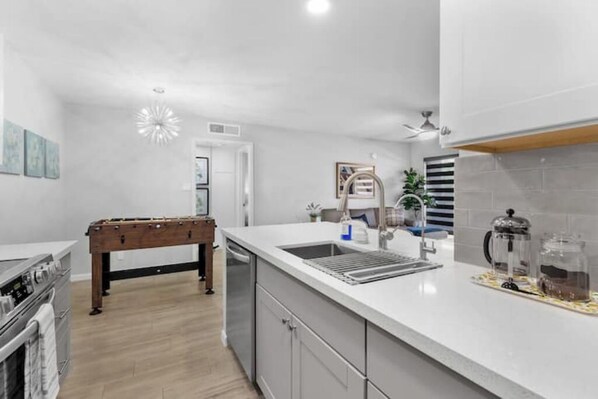 Lave-vaisselle, grille-pain, blender