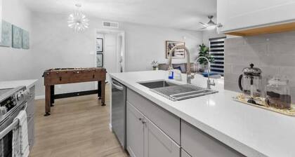 Modern, chic condo in the heart of Tempe/ASU