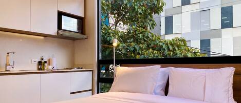 Apartament (202) | 1 dormitori, planxa i posts de planxar, wifi gratuïta i roba de llit