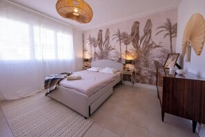 1 室のベッドルーム、WiFi、ベッドシーツ