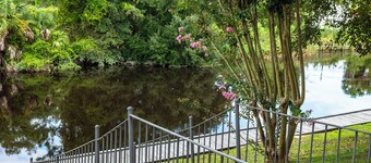 Cozy 2Br Lake Front Apartment