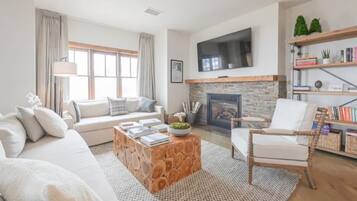 TV, fireplace, offices