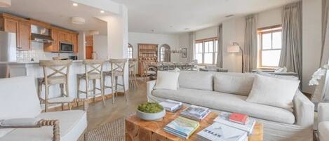 TV, fireplace, offices