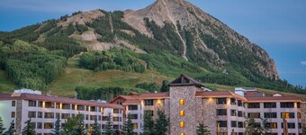 Pet-Friendly Pitkin 2 Bedroom Suite | Grand Lodge
