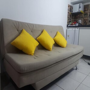 1 chambre, espace de travail pour ordinateurs portables