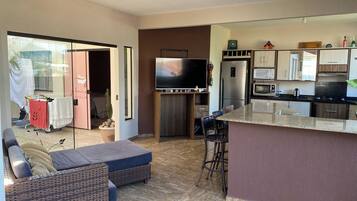 Smart TV, Netflix, serviços de streaming, impressoras