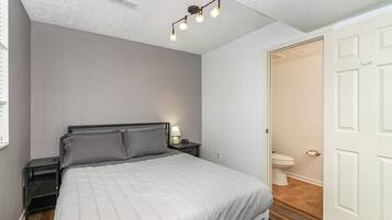 4 Schlafzimmer, Bügeleisen/Bügelbrett, WLAN, Bettwäsche