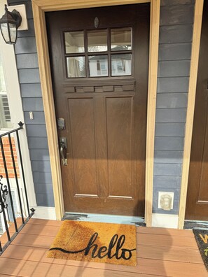 Exterior detail - Charming Boston-Fairmont Hills Apartment (Boston)