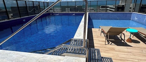 Utomhuspool