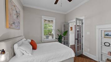 4 dormitorios, escritorio, tabla de planchar con plancha y wifi gratis