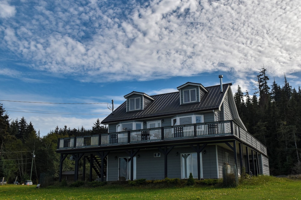 Hekate's Retreat - Accommodations