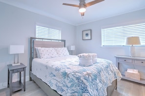 2 chambres, fer et planche à repasser, lit parapluie, Wi-Fi gratuit