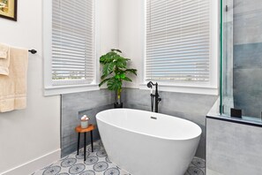 Douche, serviettes fournies