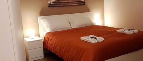 1 Schlafzimmer, kostenloses WLAN, Bettwäsche