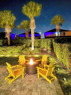 Property grounds - Luxury 8BR Theater Game Pool Golf Firepit - Disney (Kissimmee)