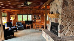 Unclassified image, 3 of 22, button - Perfect Cabin on Pokegama Lake (Grand Rapids)