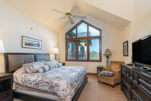 3 bedrooms, iron/ironing board, free WiFi, bed sheets - Lorian on the Slopes (Telluride)