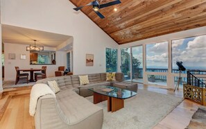 TV, fireplace, foosball, computer monitors - Mountain Top Escape - Stunning mountain views & bubbling hot tub! (Jasper)