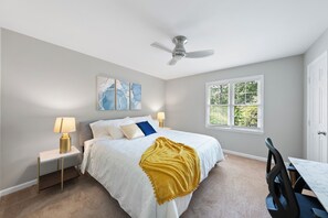 2 bedrooms, iron/ironing board, free WiFi, bed sheets