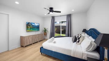 5 bedrooms, iron/ironing board, travel cot, WiFi