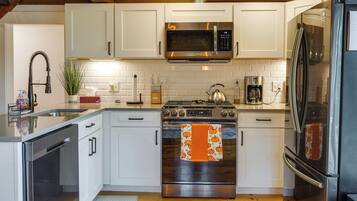 Microwave, oven, stovetop, dishwasher