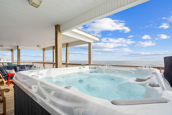 Bain à remous extérieur