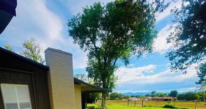! NEW ! Arizona Wine House. Centrally located in the Heart of the Verde Valley.