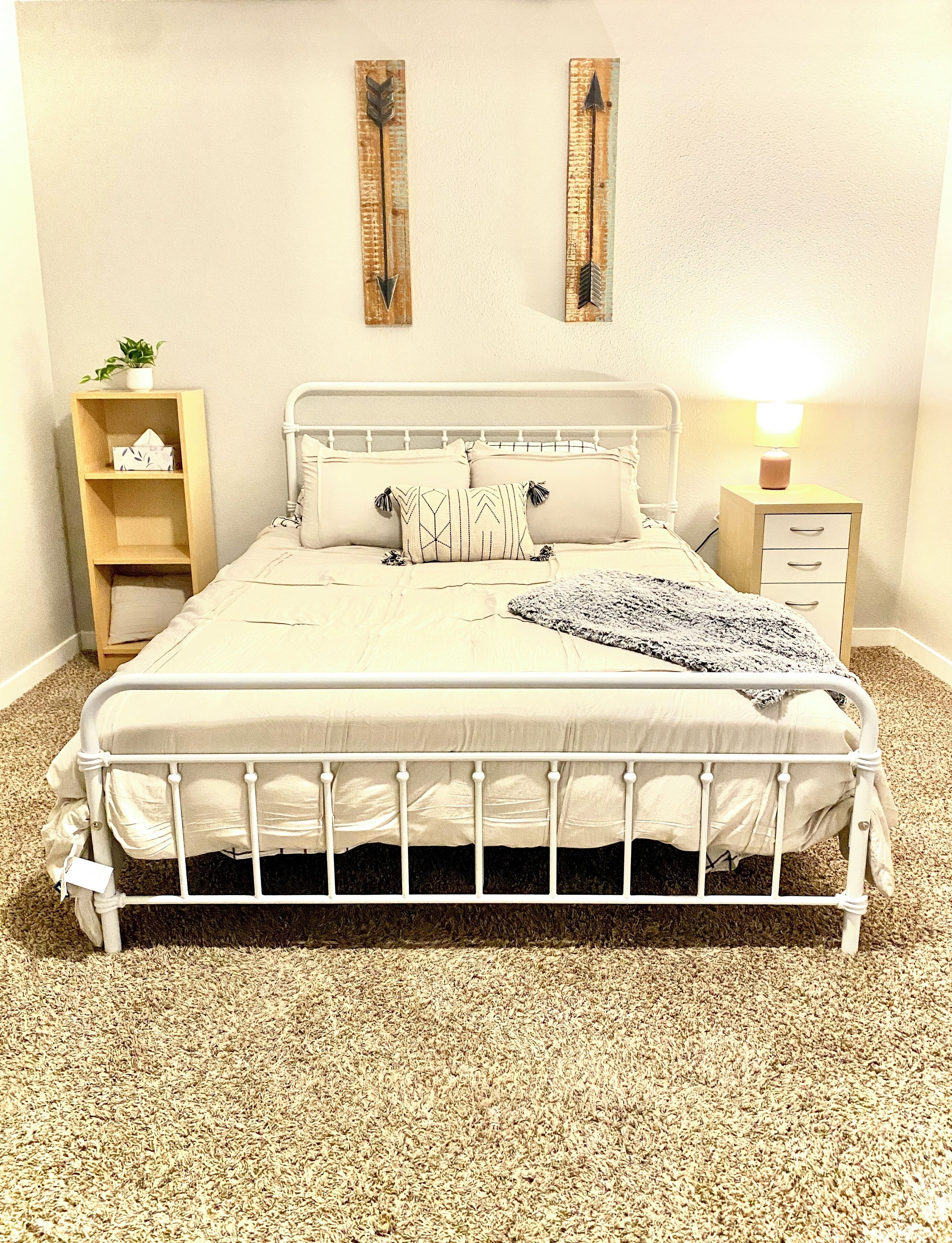 1 chambre, bureau, Wi-Fi gratuit, draps fournis