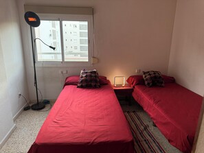 3 chambres, bureau, fer et planche à repasser, Wi-Fi