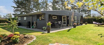 Cozy home in Odder with WiFi