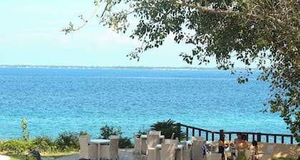 2 Bedroom Mactan Newtown Beach Condo