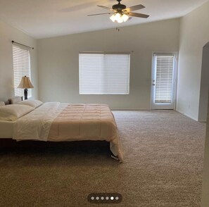 6 habitaciones, tabla de planchar con plancha, wifi y ropa de cama
