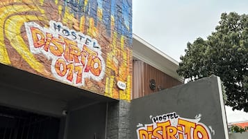 Fachada da propriedade