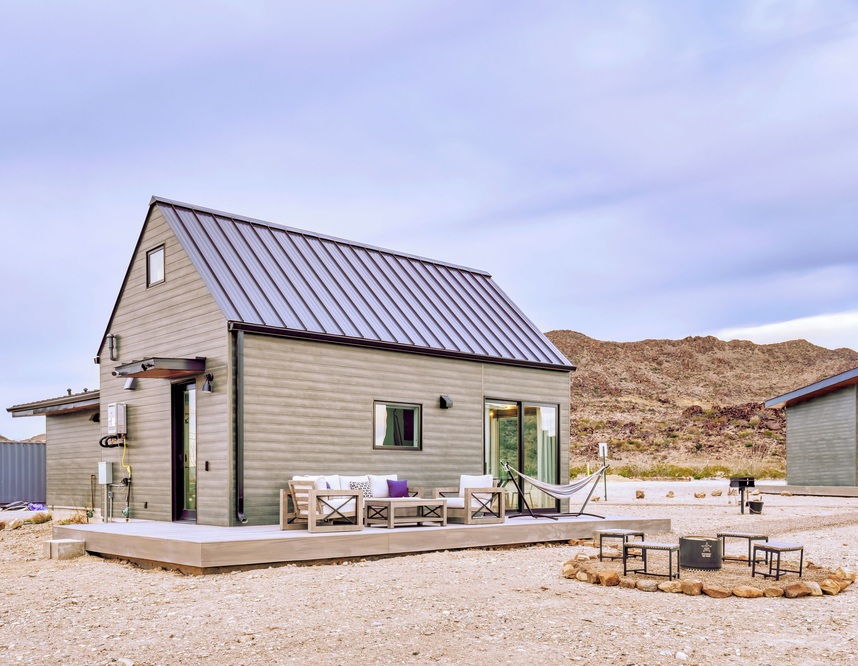 Cabane Familiale, cuisine, vue montagne | 2 chambres, couette en duvet d'oie, décoration personnalisée