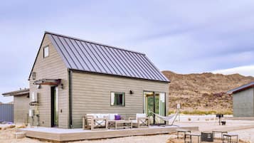 Cabane Familiale, cuisine, vue montagne | 2 chambres, couette en duvet d'oie, décoration personnalisée
