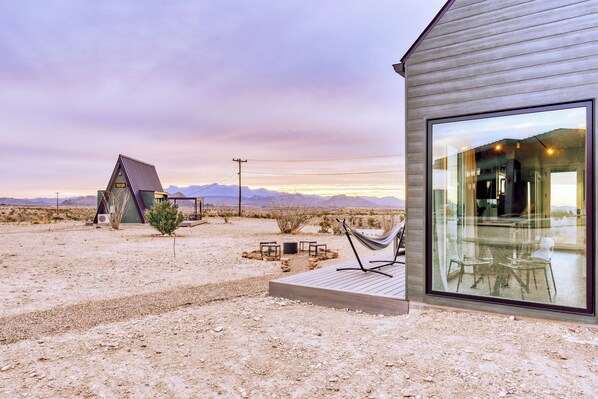 Family Cabin, Kitchen, Mountain View | Mountain view - Stardust Big Bend Luxury Cottage (Terlingua)