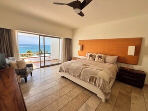 1 �間睡房、房內夾萬、書桌、熨斗/熨衫板