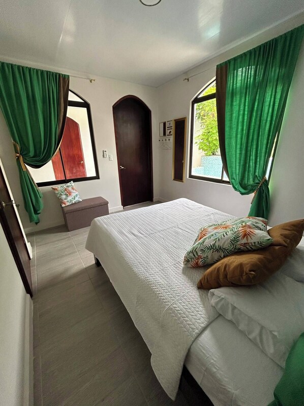 Free WiFi - Arbol de Vida (Puerto Jiménez)