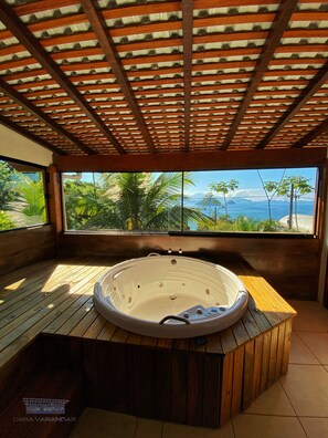 Luxury Studio, Lanai, Sea View | Interior - Casa Varandas (ubATUBA)