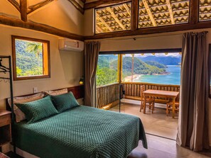 Superior Studio, Lanai, Sea View | Free WiFi - Casa Varandas (ubATUBA)