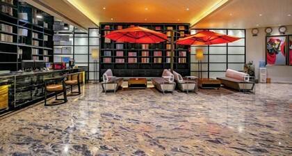 AutobotsOutbots Hotel (Zhengzhou Liulin Metro Station)