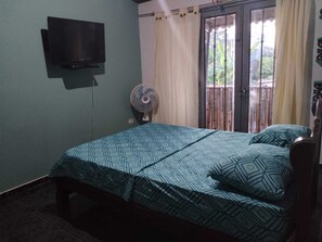 7 Schlafzimmer, WLAN, Bettwäsche