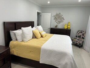 3 chambres, bureau, fer et planche Ă repasser, Wi-Fi gratuit
