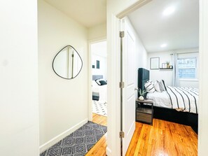 4 Schlafzimmer, Bügeleisen/Bügelbrett, kostenloses WLAN, Bettwäsche