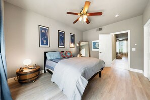 2 dormitorios, tabla de planchar con plancha, wifi y ropa de cama