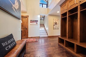 Exterior - Luxury 4 Bedroom Penthouse Residence in Beaver Creek Village (Avon)